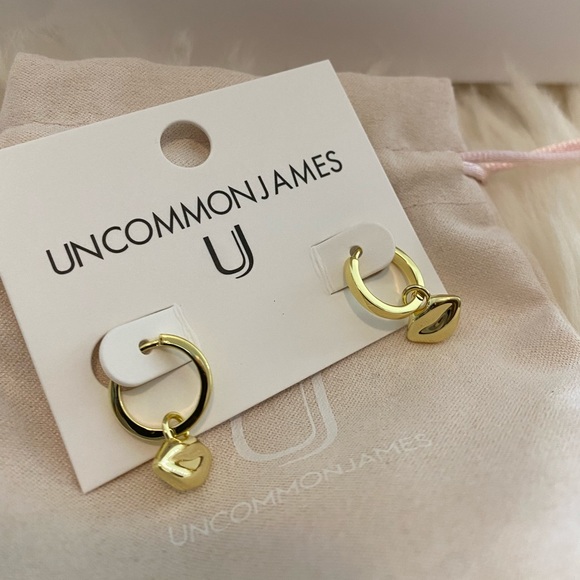 Uncommon James: Lips Sealed Huggies Earrings - Picture 11 of 12